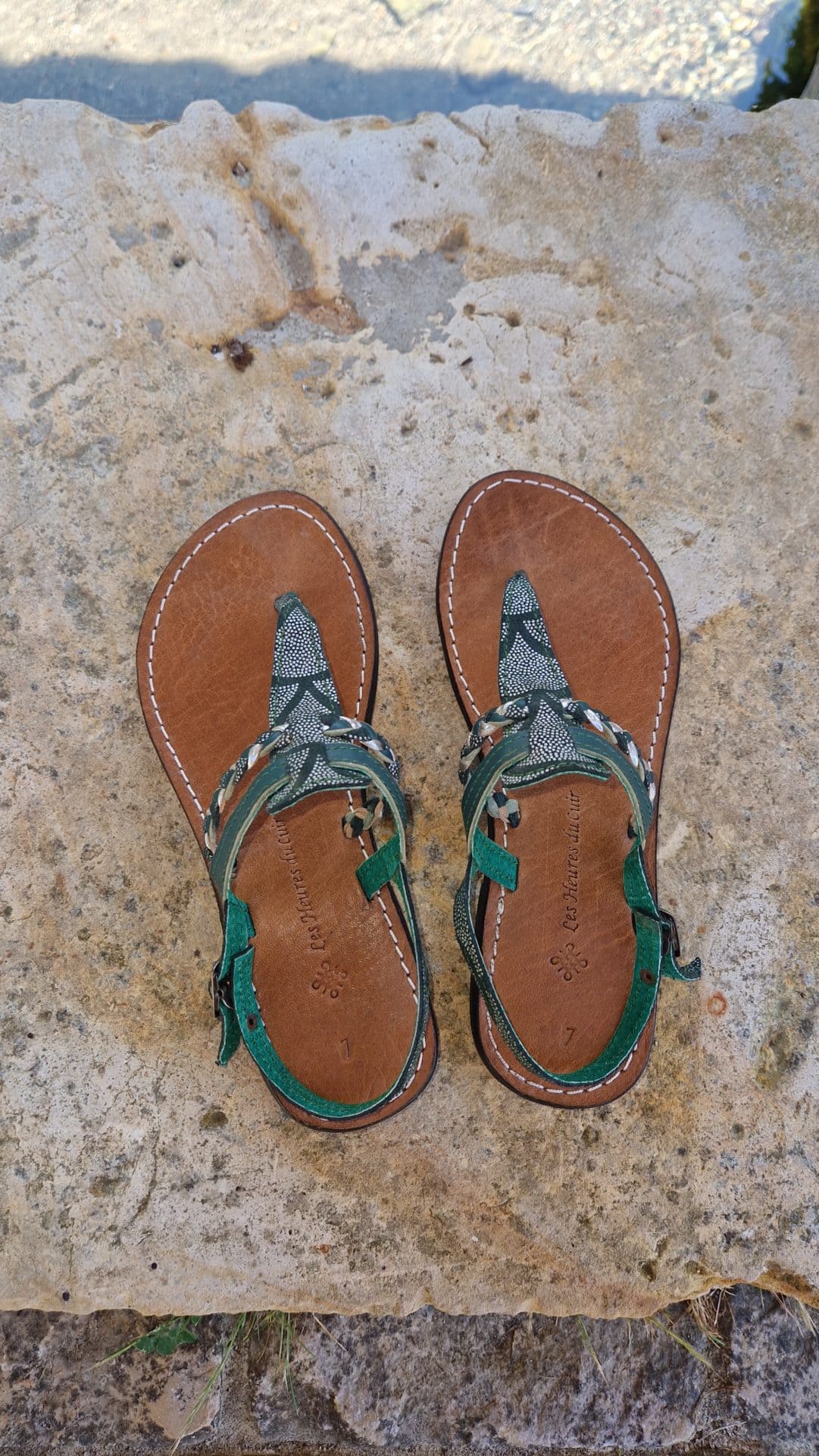 sandales femme cuir vert et argent