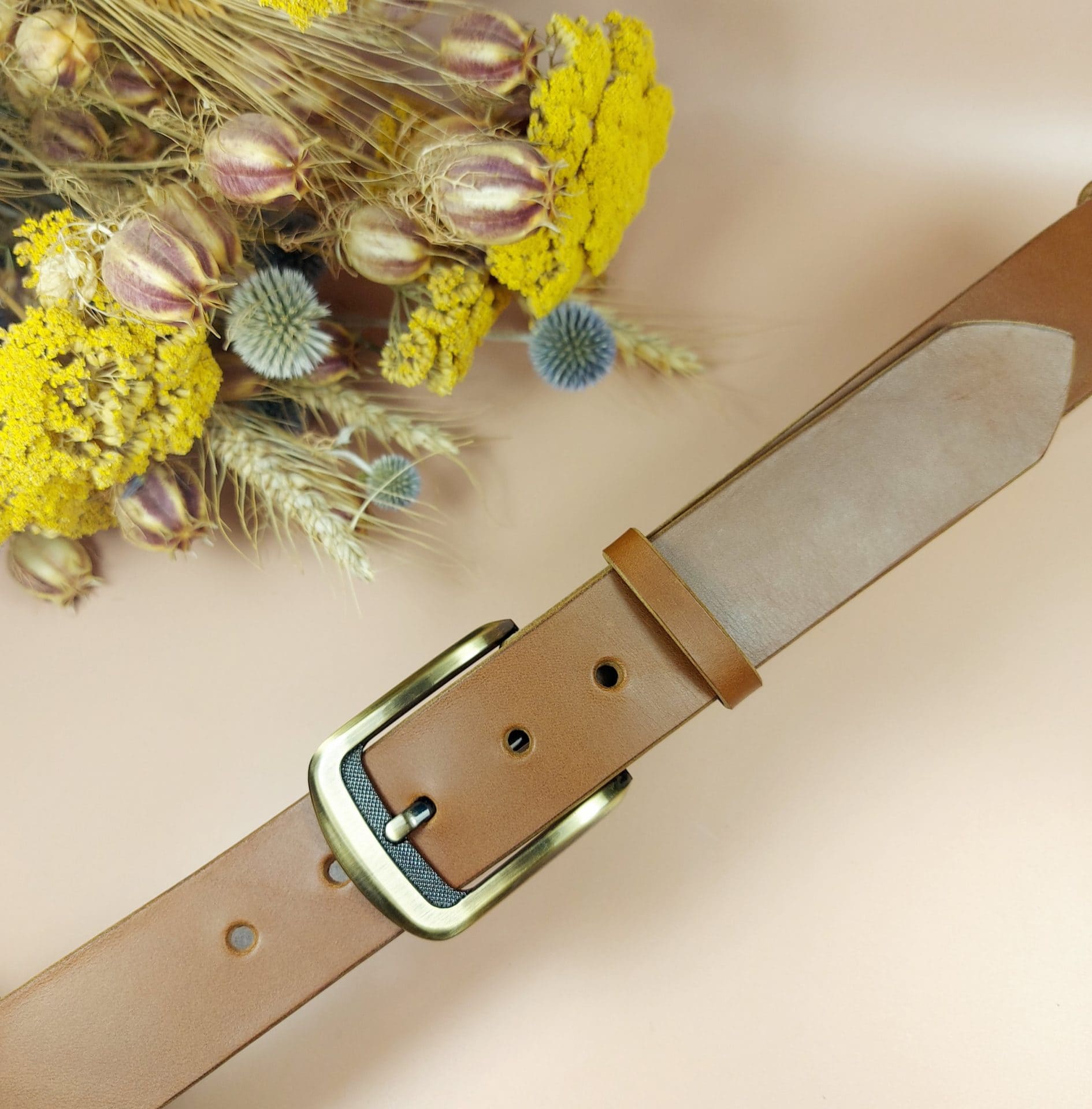 ceinture large de 4 cm en cuir coloris "whisky"