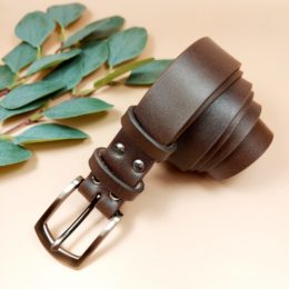 ceinture artisanale en cuir marron foncé largeur 3 cm