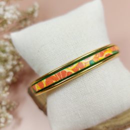 Bracelet jonc cuir orange finition dorée