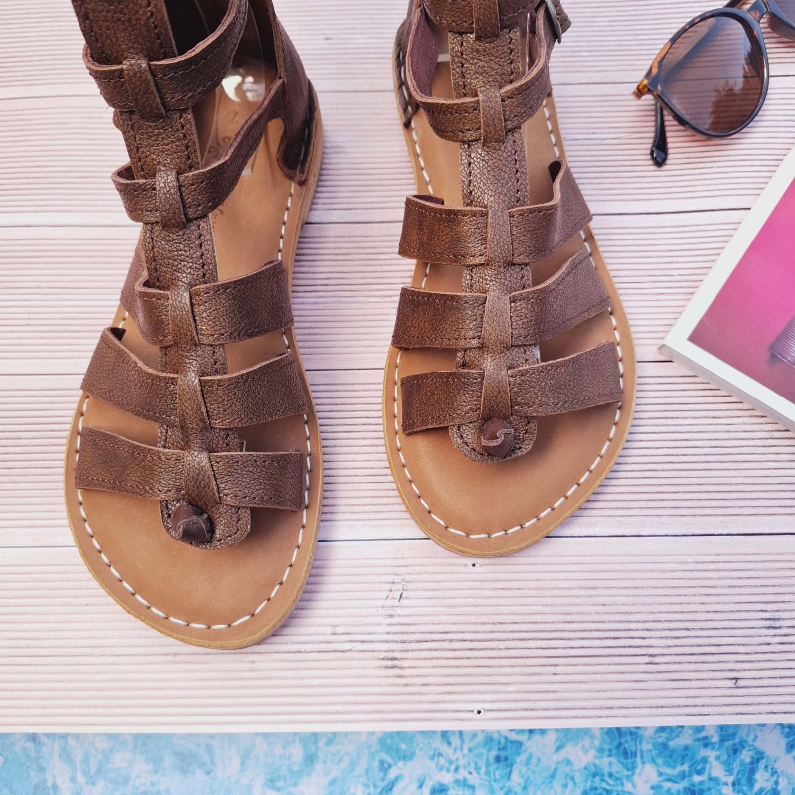 Spartiates marron en cuir