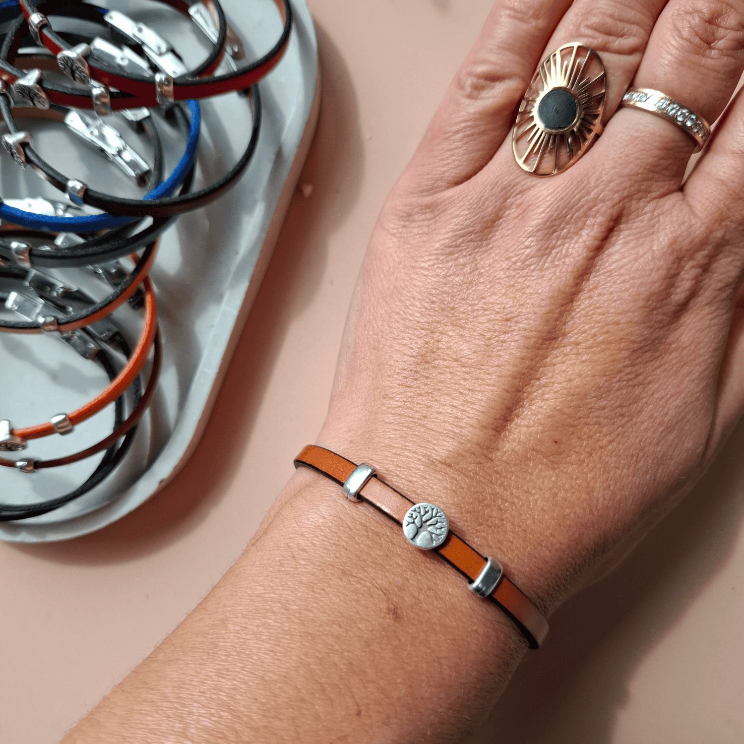 Bracelet arbre de vie fin cuir camel