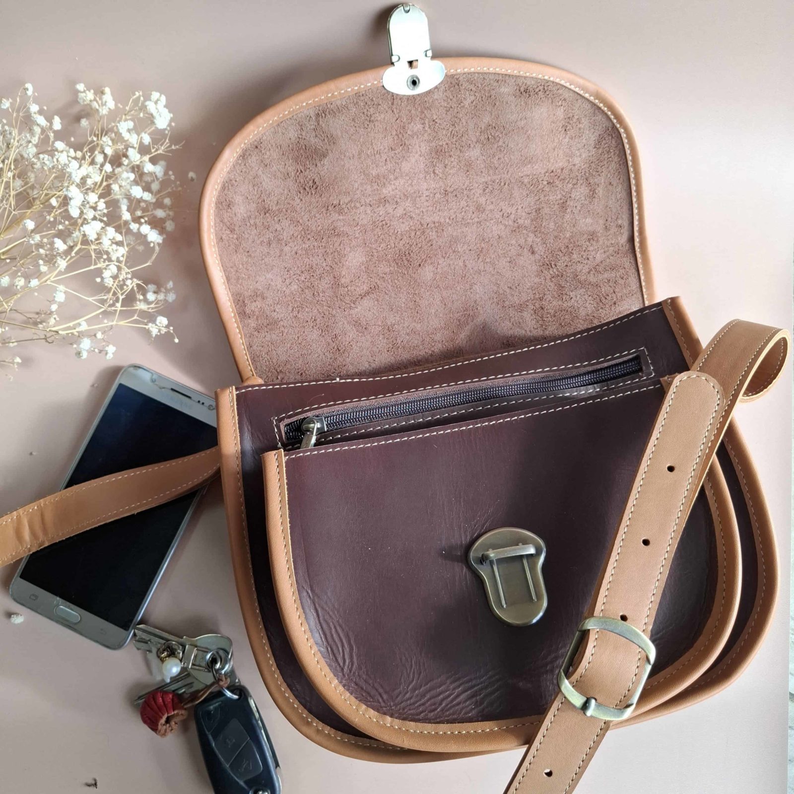 Besace en cuir marron et beige pour femme